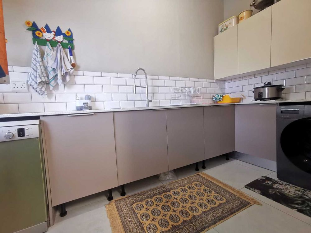 MAIN DWELLING SCULLERY 