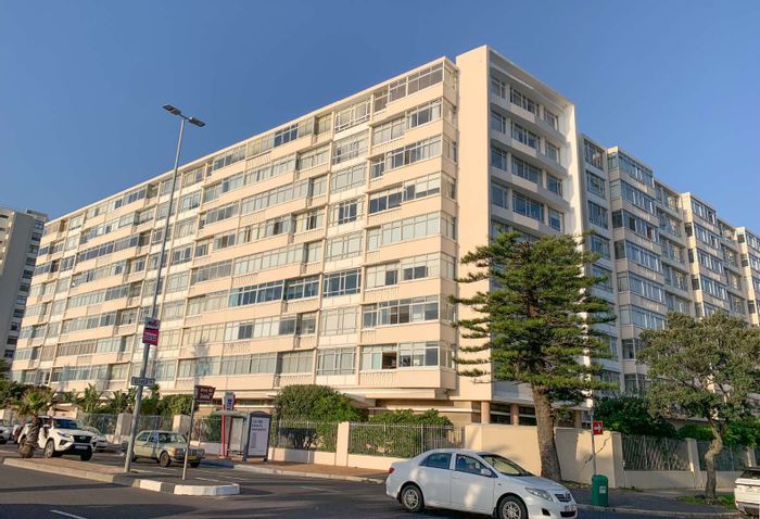 Property #2064156, Apartment sold in Sea Point