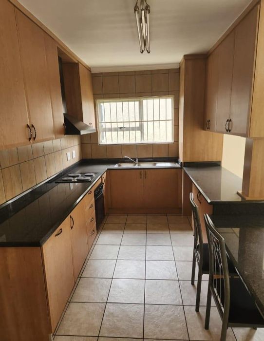 Property #2079971, Cottage rental monthly in Brackenhurst