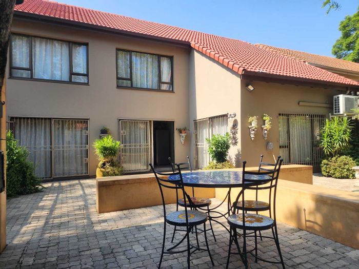 Property #2467000, Townhouse For Sale in Pretoria Central