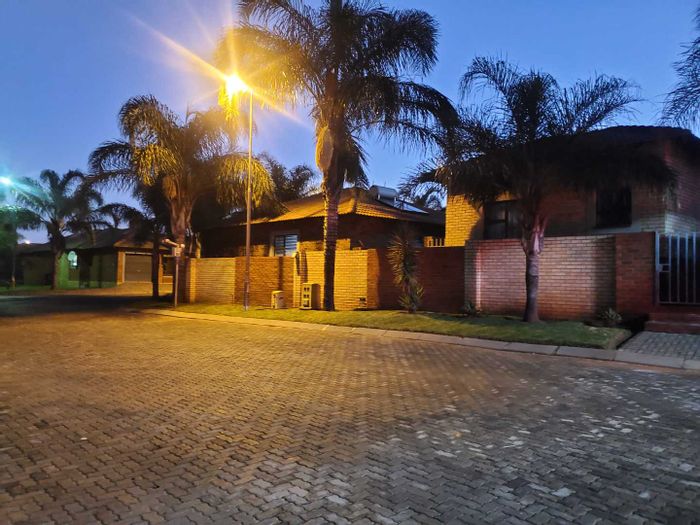 For Sale: Groblerpark House with 3 beds, 2 baths, secure parking, and borehole water.