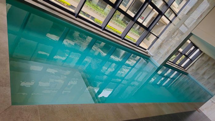 For Sale: Apartment in Umhlanga Ridge with pool, gym, and prime location.