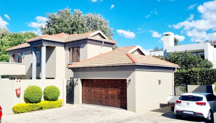 Property #2231868, Cluster for sale in Bryanston