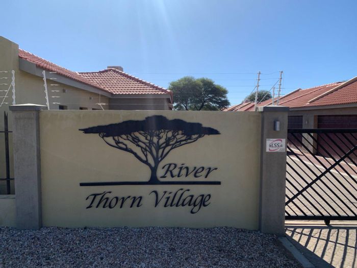 Property #2029868, Townhouse for sale in Okahandja Central