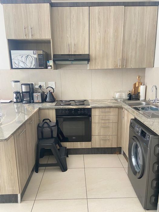 For Sale: 2-Bedroom Apartment in Pioniers Park with private courtyard and carport.