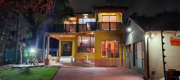 For Sale: Spacious 5-Bedroom House in Brackendowns with Pool and Entertainment Areas.