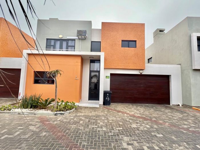 Property #2160188, Townhouse for sale in Dunes