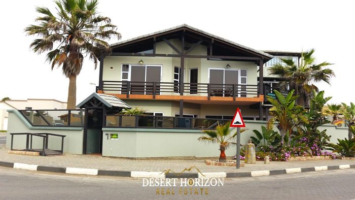 Waterfront House For Sale: Three Levels, Private Balconies, Entertainment Room, Triple Garage