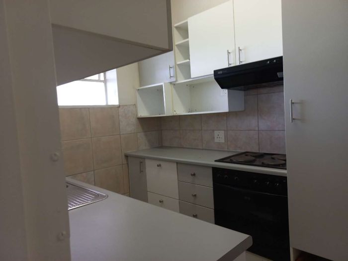 Property #2185090, Apartment rental monthly in Glenhazel