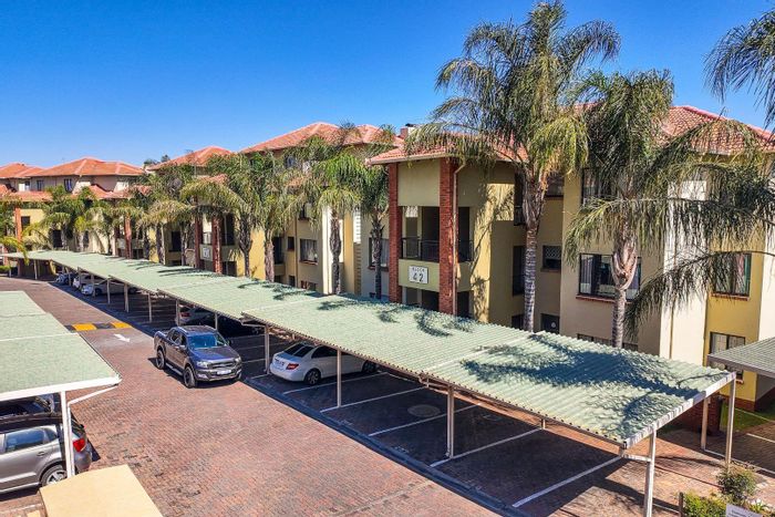 Property #2239642, Apartment for sale in Sunninghill