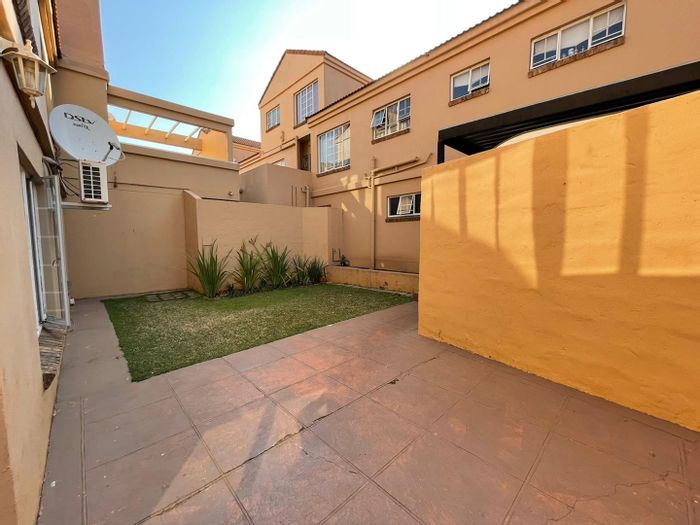 Property #2052103, Townhouse pending sale in Wonderboom South