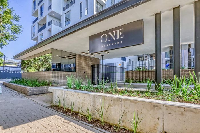 Rosebank Apartment To Rent: 1 Bed, Gym, Restaurant, Wi-Fi, DSTV Included.