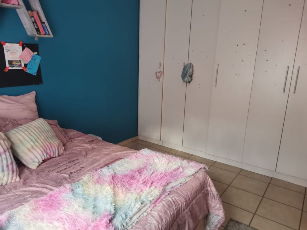 Bedrooms 2