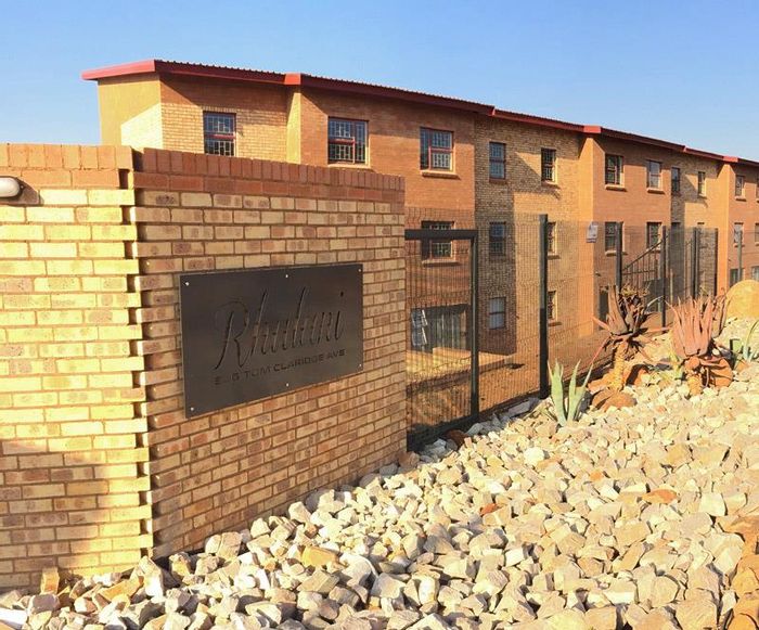 Philip Nel Park Residential properties to rent