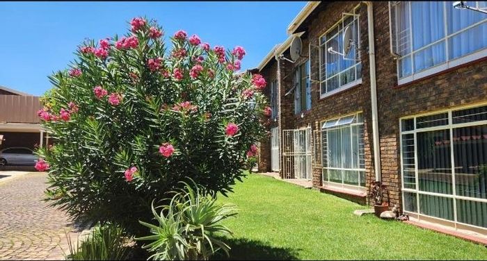 Property #2222803, Townhouse for sale in Brackendowns