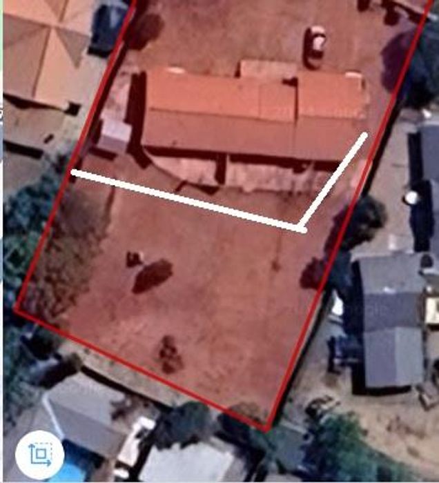 Vacant Land for Sale in Brackenhurst: 710m² with subdivision approval, ideal for development.