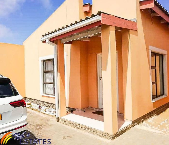 Property #2148294, Townhouse for sale in Tamariskia