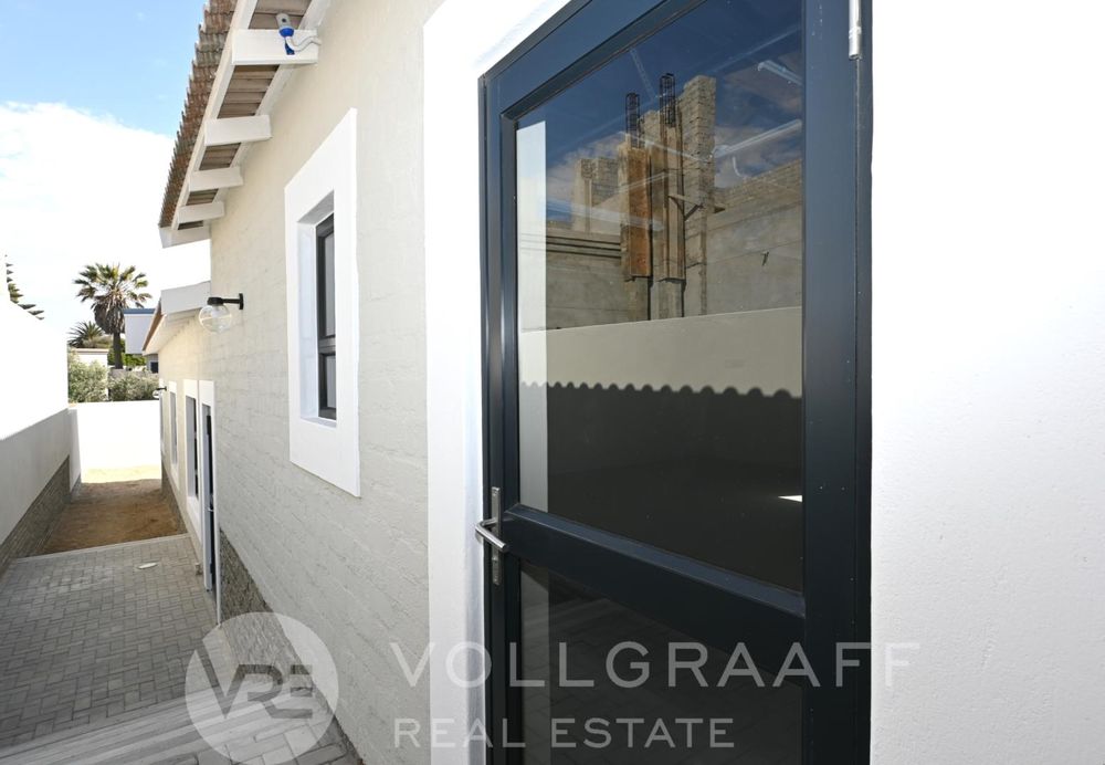 Outside walk around to garage access