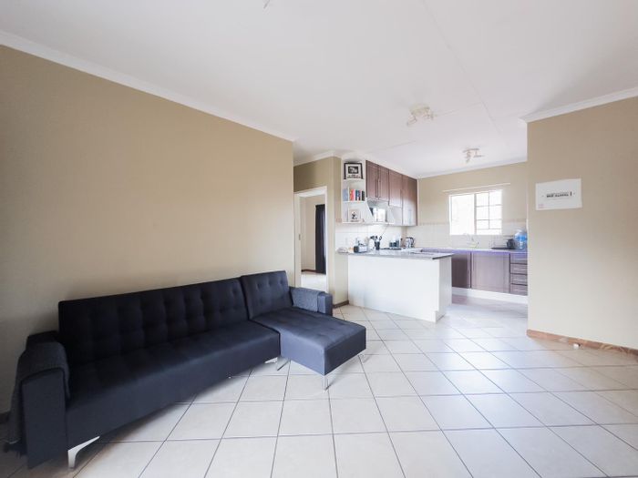 Property #2227722, Townhouse Rental Monthly in Mooikloof Ridge