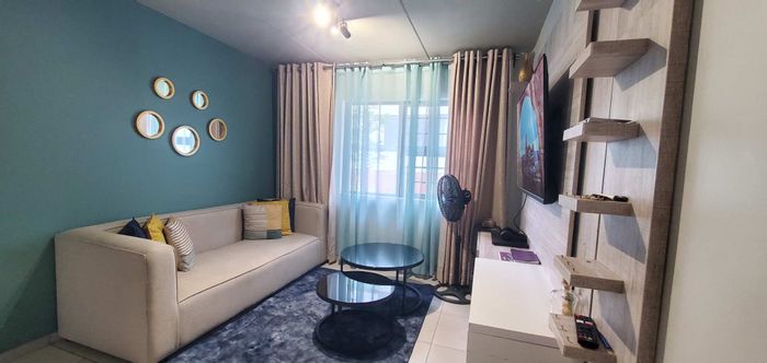 2-Bedroom Apartment To Rent in South Hills with 24/7 security and carport.