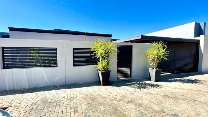 Property #2172632, House for sale in Academia Extension 1