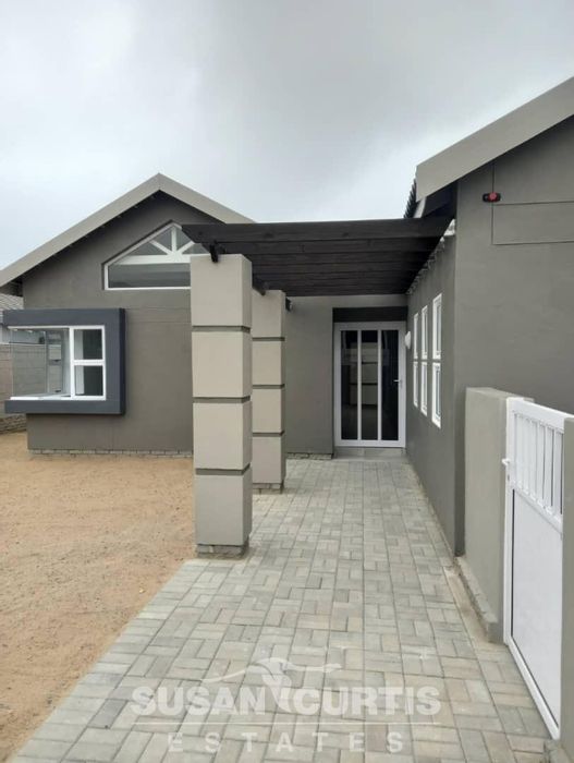Ocean View House For Sale: 3 beds, 2.5 baths, BBQ area, double garage.