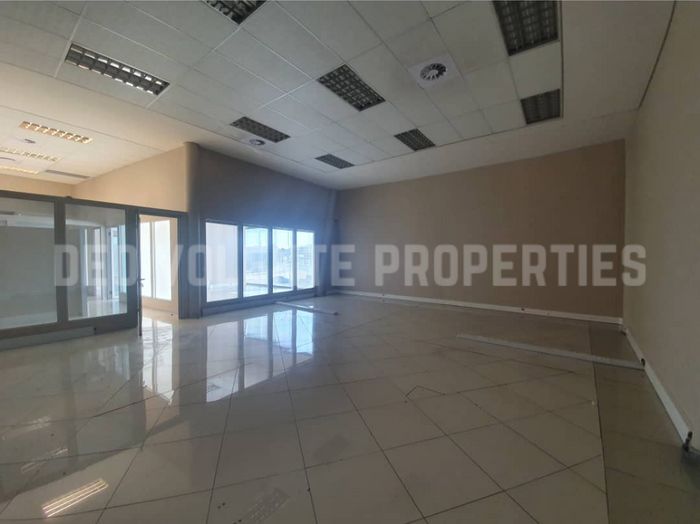 Property #2006412, Business rental monthly in Pioniers Park