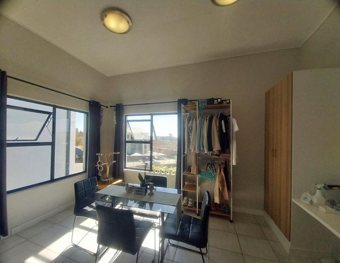 Property #2264314, Apartment Rental Monthly in Linbro Park