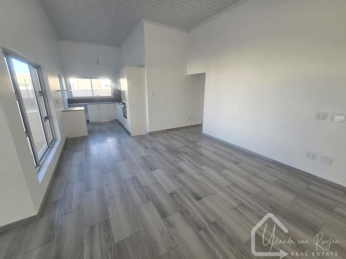 House for Sale in Finkenstein: 3 beds, pet-friendly, entertainment area, 24-hour security.