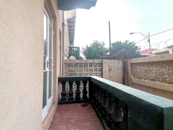 Property #2202322, Apartment for sale in Yeoville