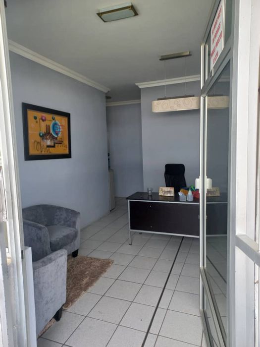 Property #2014158, Business rental monthly in Windhoek Central