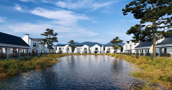 For Sale: House in Paarl Valleij Lifestyle Estate with lakefront views and amenities.