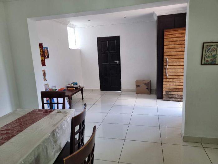 4-Bedroom Apartment in King Williams Town Central, For Sale with secure parking.