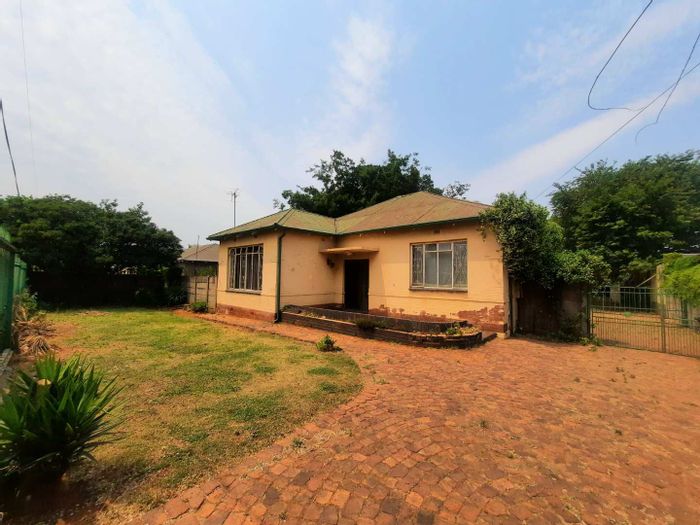 Property #2072364, House pending sale in Selection Park