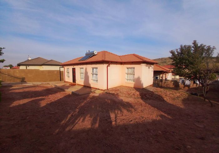 House for Sale in Atteridgeville: 3 Bedrooms, Alarm System, Fruit Trees, Covered Parking.