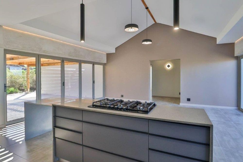 Open Plan Kitchen - Dining Room