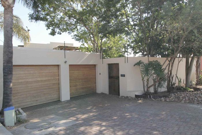 Property #2049087, House pending sale in Garsfontein
