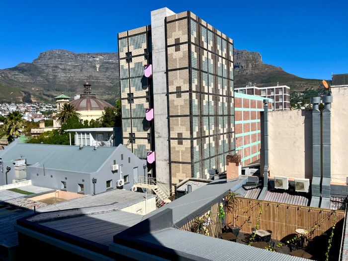 Property #2227426, Apartment for sale in Cape Town City Centre