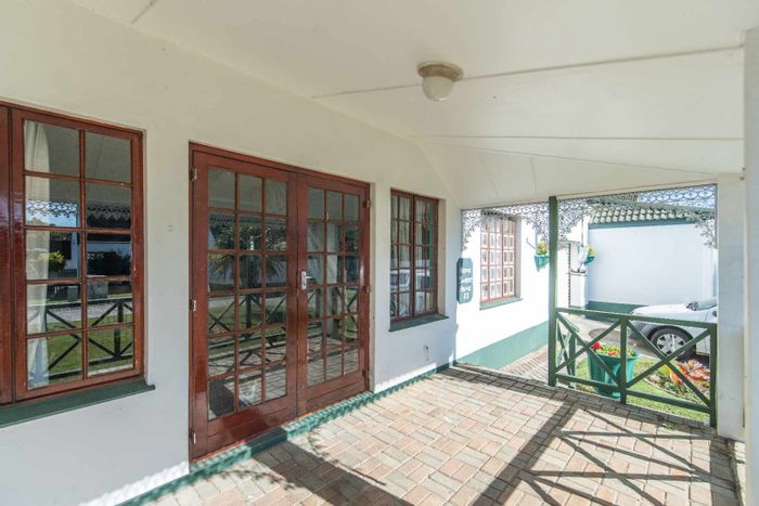 For Sale: 2-bedroom townhouse in Lorraine with garage, braai area, and entertainment space.