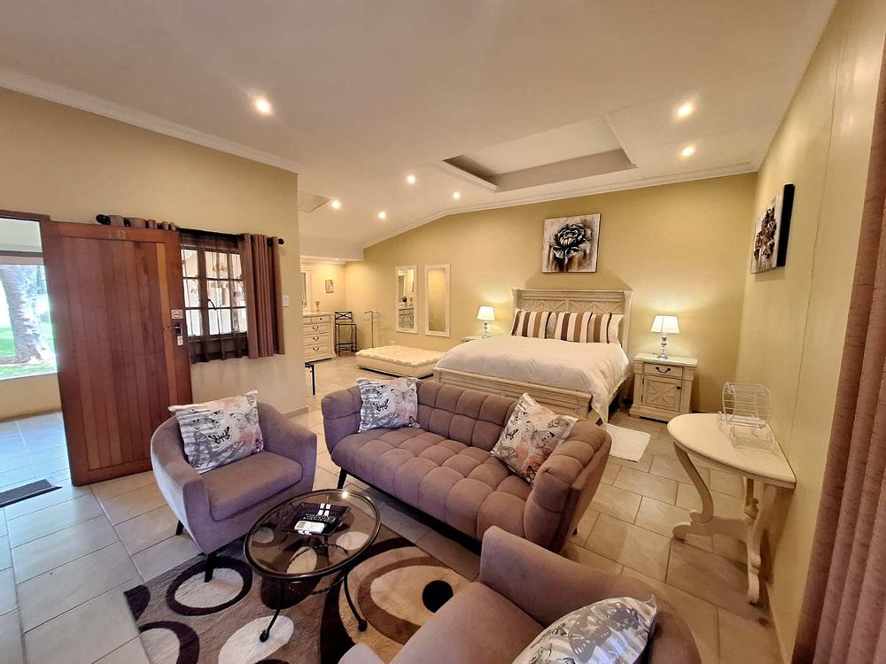 Luxury bridal room en-suite