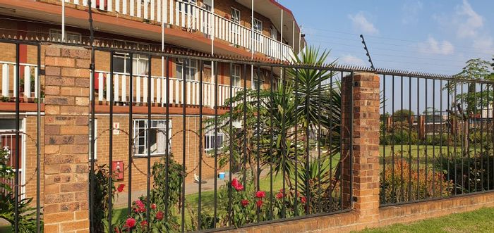 Property #2256210, Apartment for sale in Kempton Park Ext 5