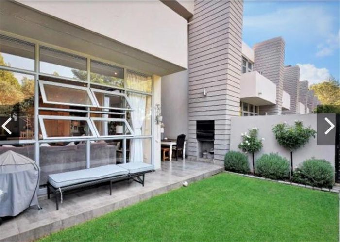 Property #2232736, Townhouse rental monthly in Bryanston