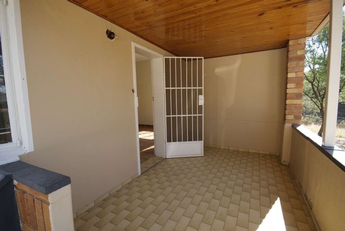 Property #2238996, House rental monthly in Klein Windhoek