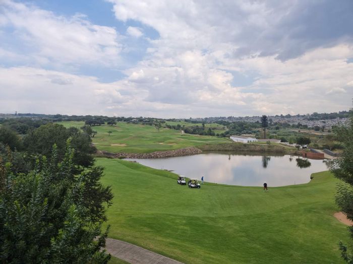 For Sale: Apartment in Jackal Creek Golf Estate with golf views and amenities.