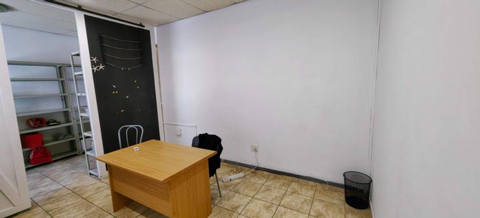 Property #2165393, Office rental monthly in Southern Industrial
