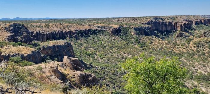 For Sale: Farm in Outjo Central with water security, game-proof fencing, and scenic hills.