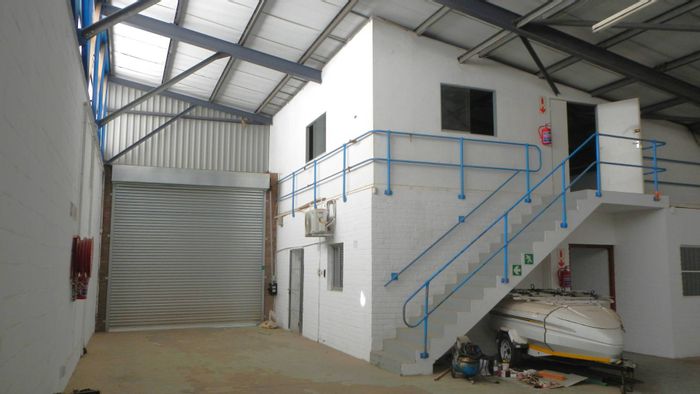 Industrial Workshop To Rent in Retreat: Open-plan, parking, 3-phase power, secure access.