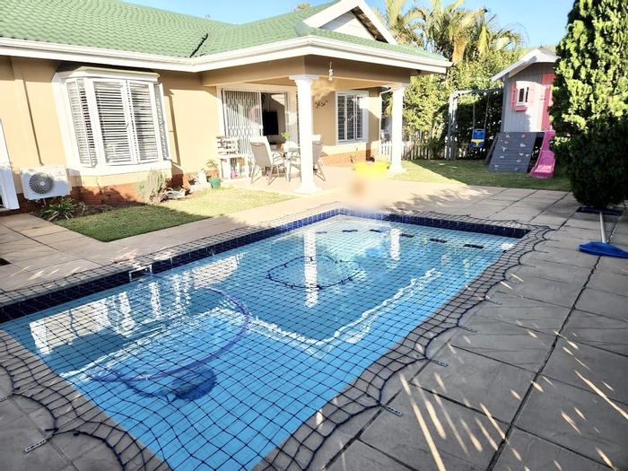 Property #2080254, Townhouse rental monthly in Mount Edgecombe Central