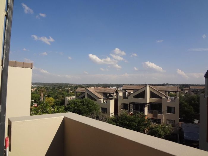Property #2200361, Apartment rental monthly in Lonehill