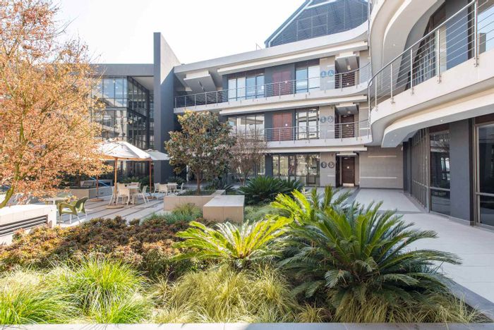 Private office in Centurion Central with shared workspace and ample parking. To Rent.